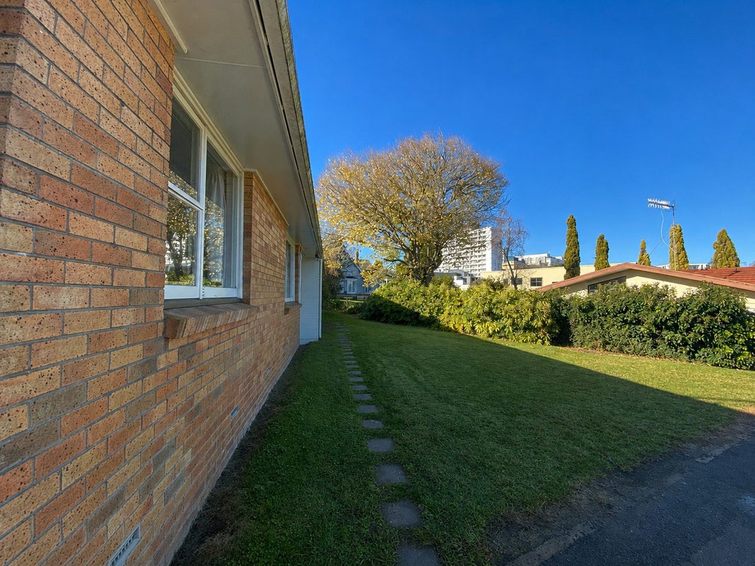 158B Pembroke Street, Hamilton Lake, Hamilton - Carousel 7