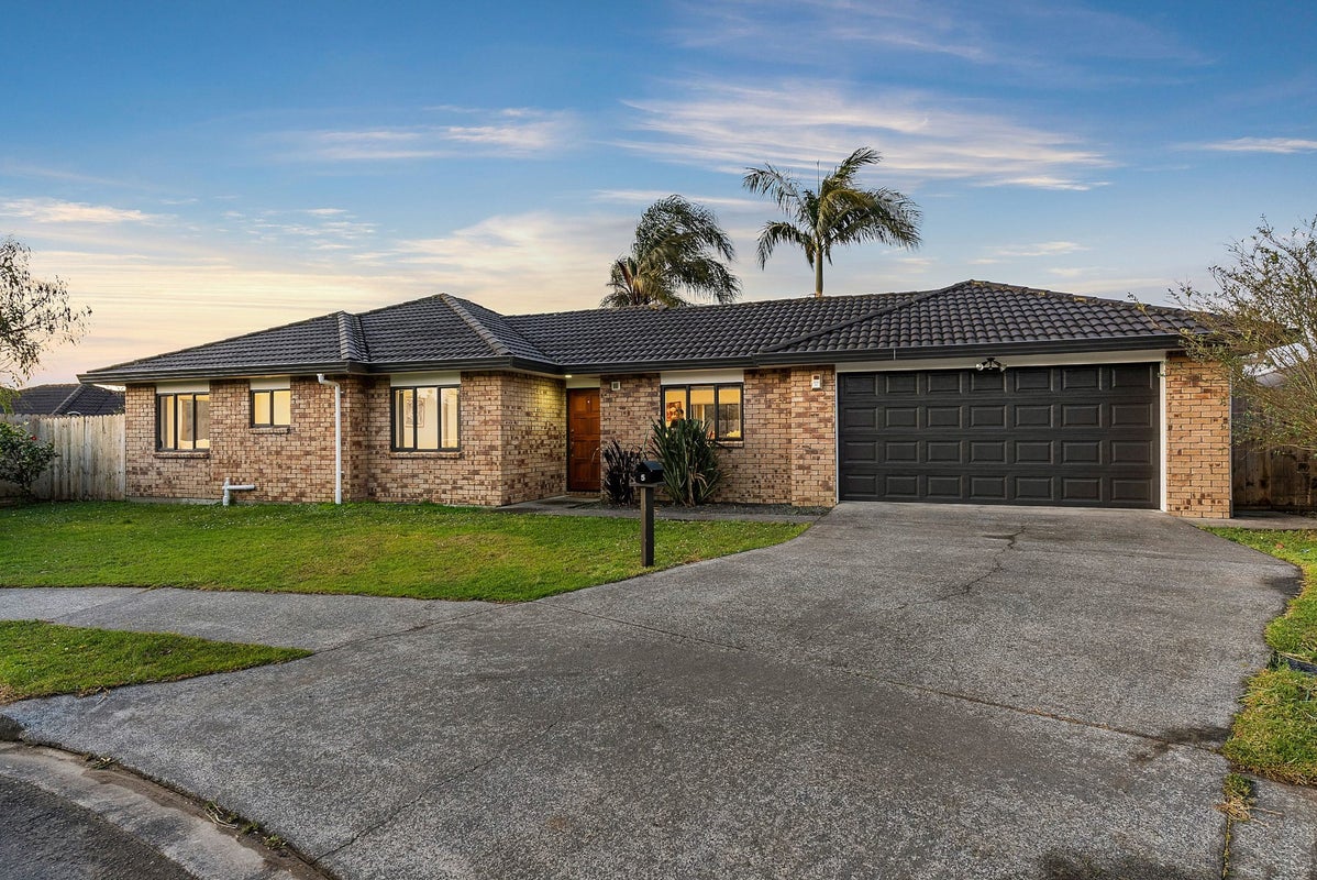 5 Andrusha Place, Flat Bush, Auckland - Carousel 1