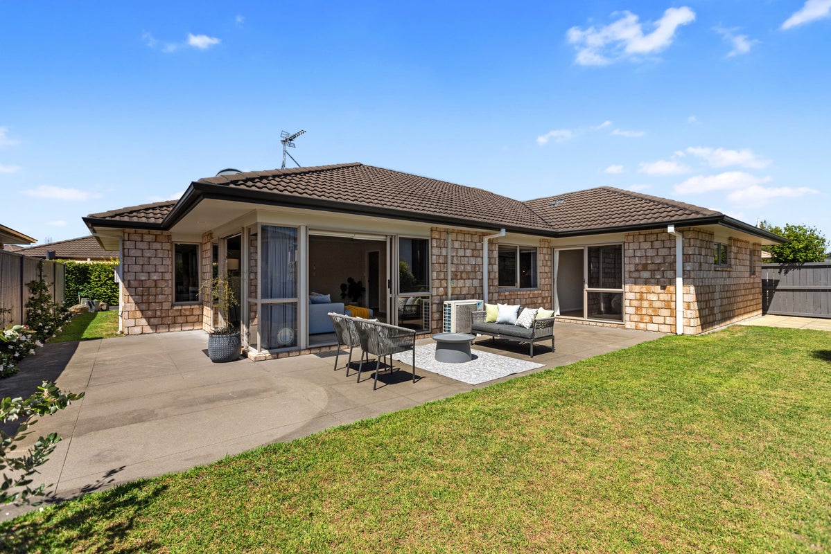 34 Popata Close, Papamoa Beach, Papamoa - Carousel 2