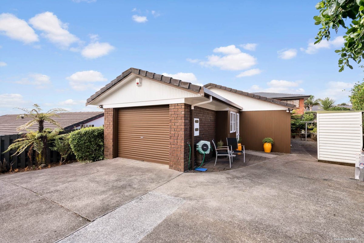 2/41 Cromdale Avenue, Highland Park, Auckland - Carousel 2