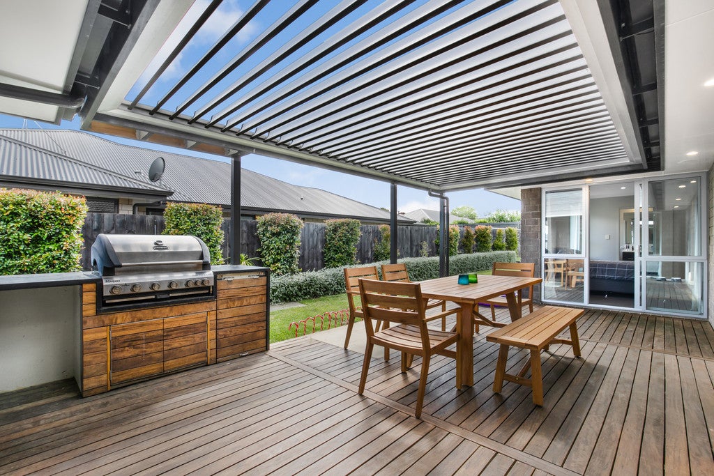 4 Vivien Place, Patumahoe, Pukekohe - Carousel 2