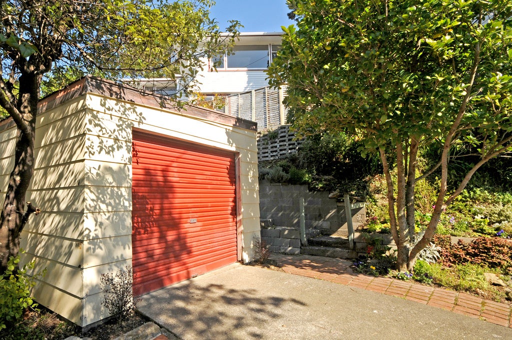 101 Makara Road, Karori, Wellington - Carousel 1