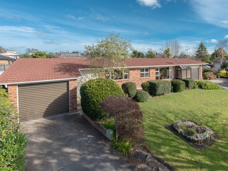 29 Aberdeen Drive, Dinsdale, Hamilton - Carousel 1