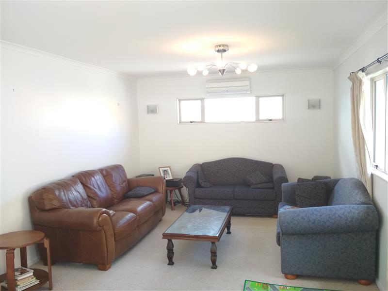 78 Erlestoke Crescent, Churton Park, Wellington - Carousel 2