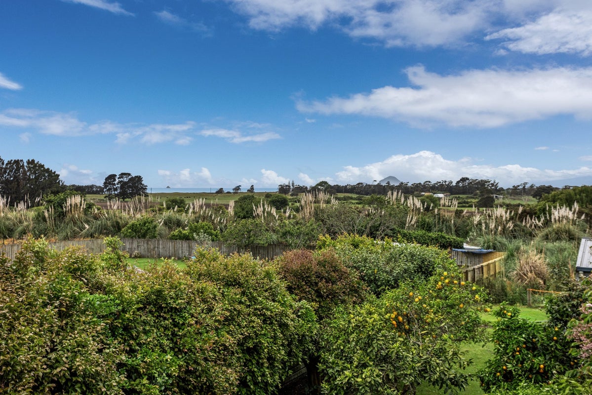 20 Manawahe Road, Matata, Whakatane - Carousel 2