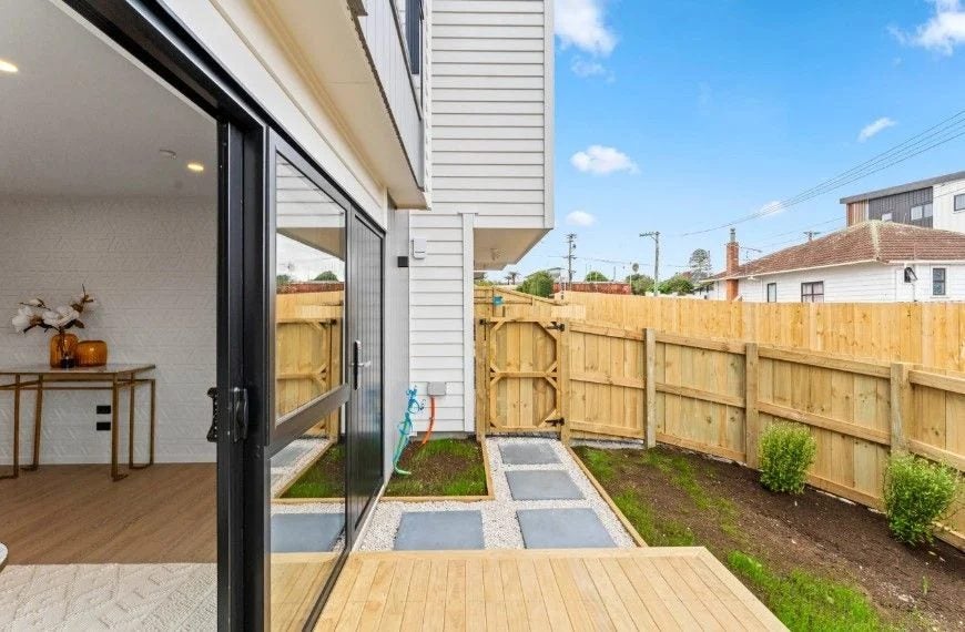 6/12 Hamlin Road, Mount Wellington, Auckland - Carousel 2