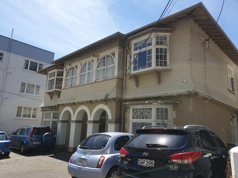 5 Grass Street, Oriental Bay, Wellington - Carousel 1