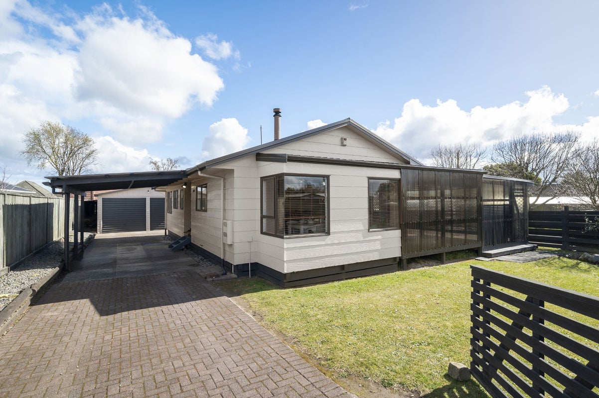 5 Brent Road, Owhata, Rotorua - Carousel 1