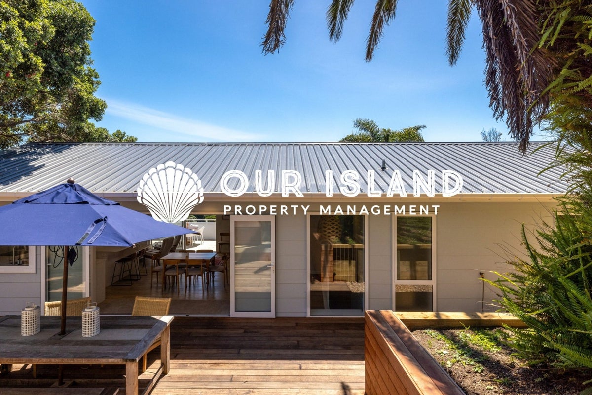 20 Bay Road, Ostend, Waiheke Island - Carousel 26