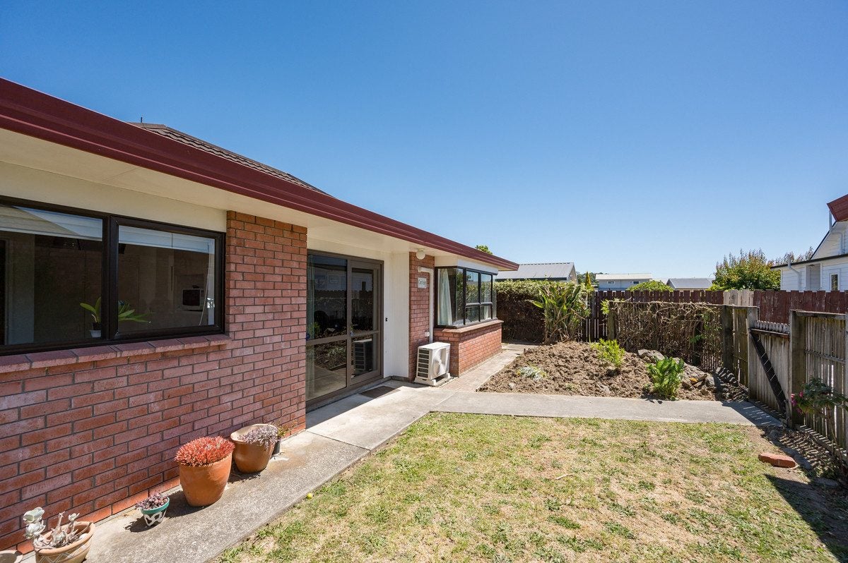 2/60 Grove Street, The Wood, Nelson - Carousel 22