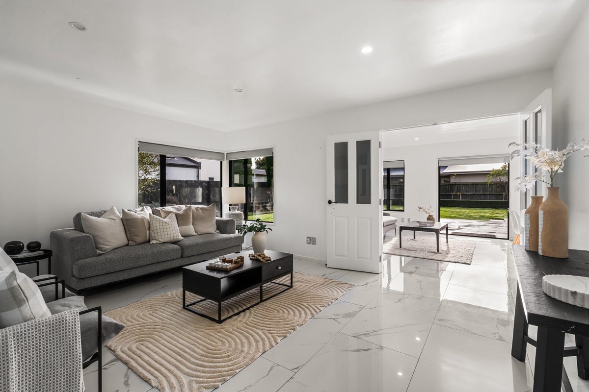 15 Lexington Place, Shirley, Christchurch - Carousel 2