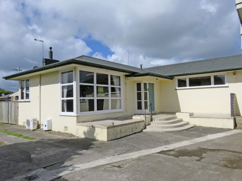 116 College Street, Awapuni, Palmerston North - Carousel 1