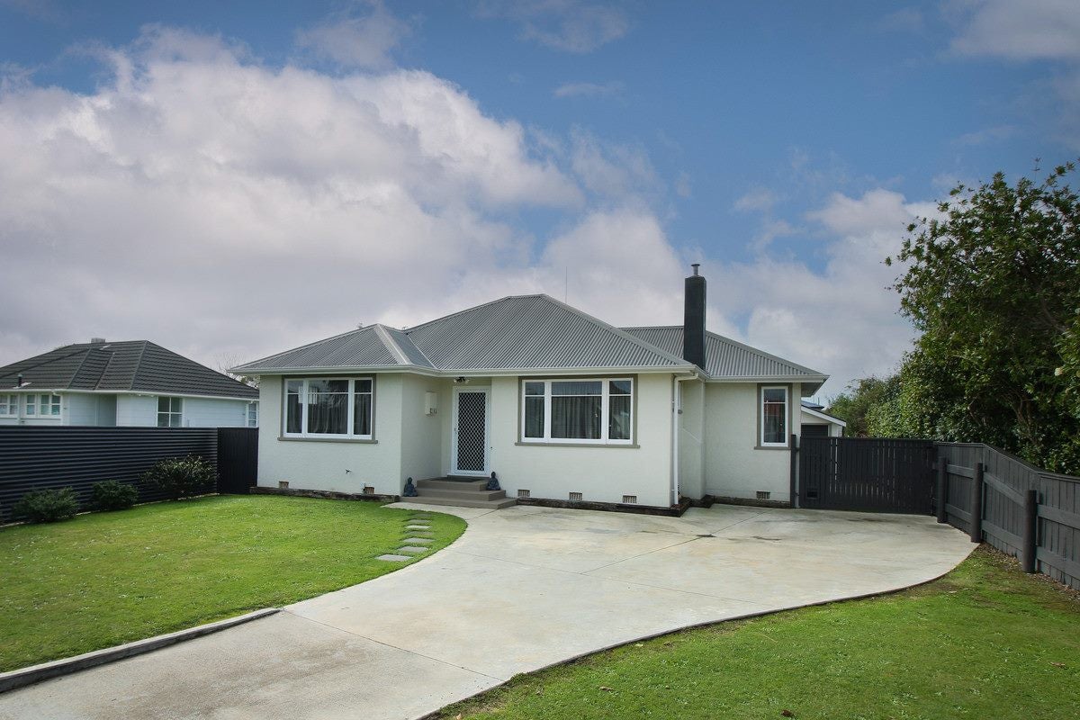 15 Severn Terrace, Roslyn, Palmerston North - Carousel 1