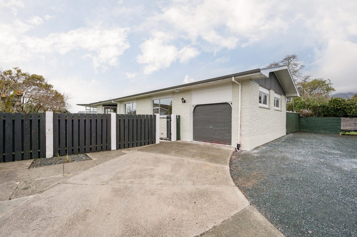 34 Derby Street, Stoke, Nelson - Carousel 21