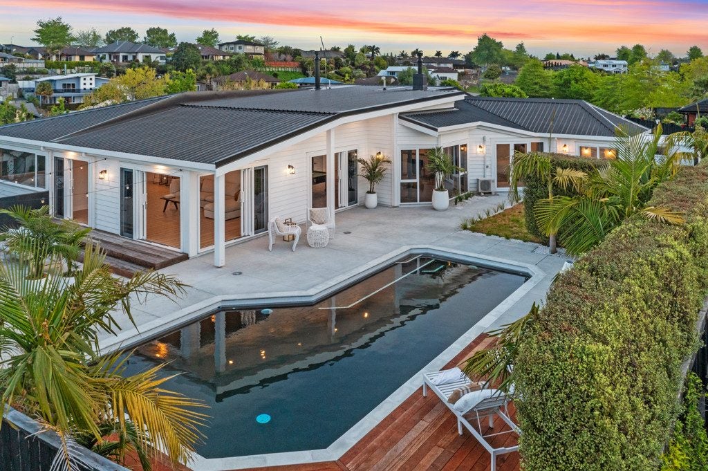 97 WESTMORLAND RISE, Bethlehem, Tauranga - Carousel 1