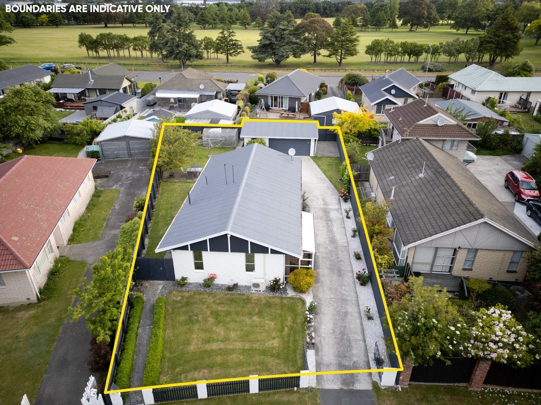 15 McKellar Place, Hornby, Christchurch - Carousel 19
