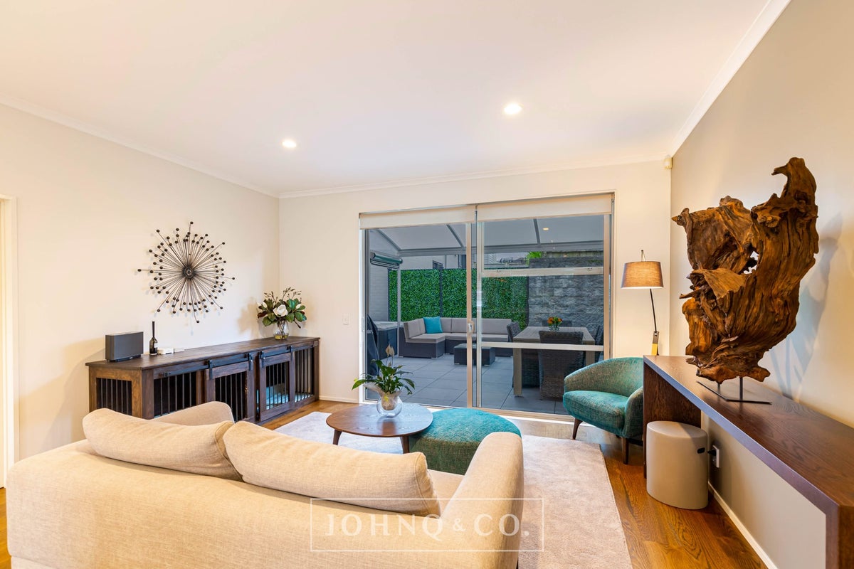 17 Baber Drive, Stonefields, Auckland - Carousel 1