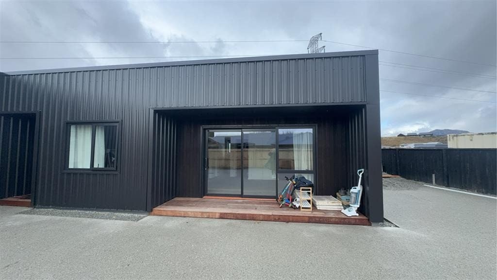 13B Poolburn Court, Lake Hayes, Queenstown - Carousel 1
