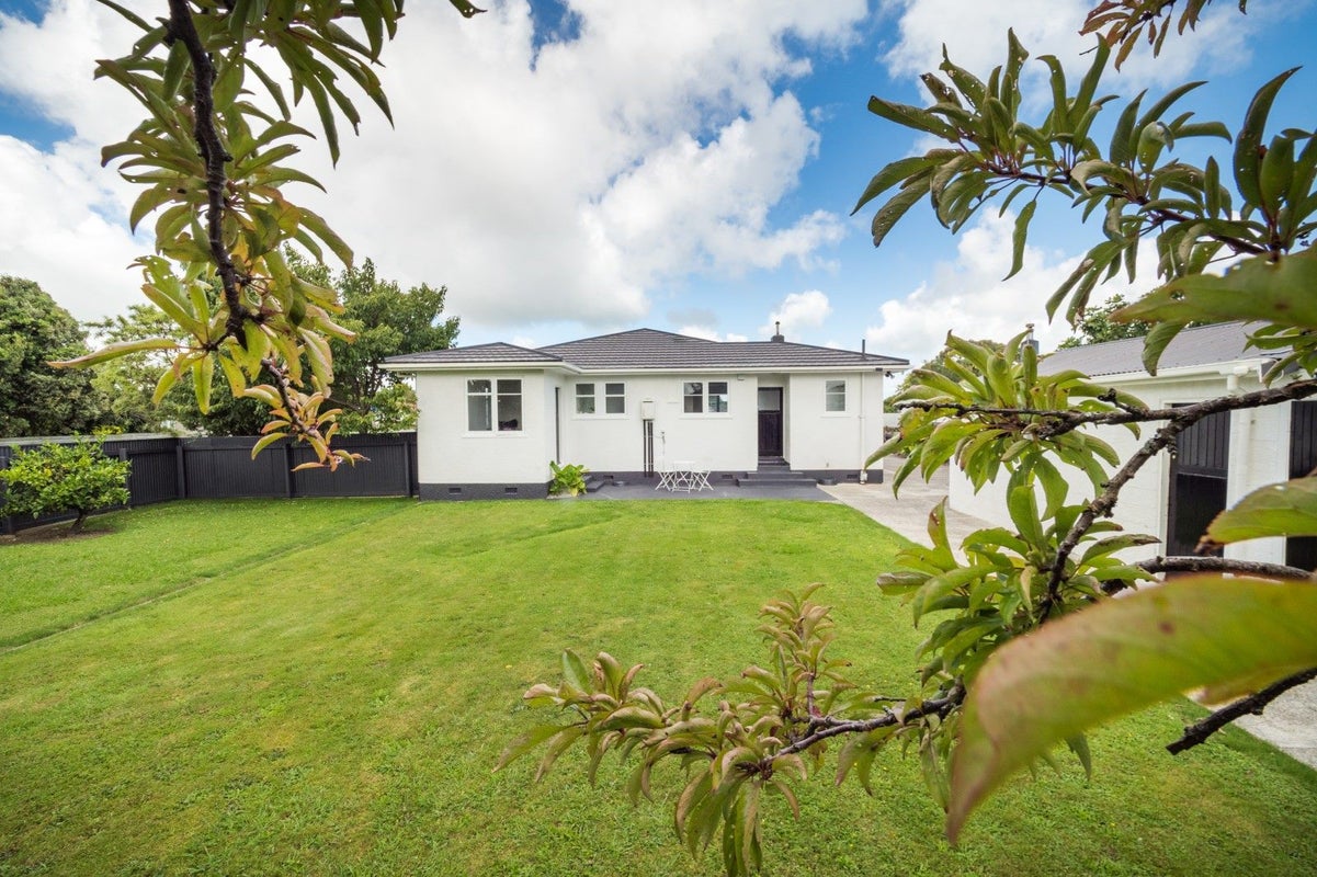 52 Nottingham Avenue, Awapuni, Palmerston North - Carousel 17