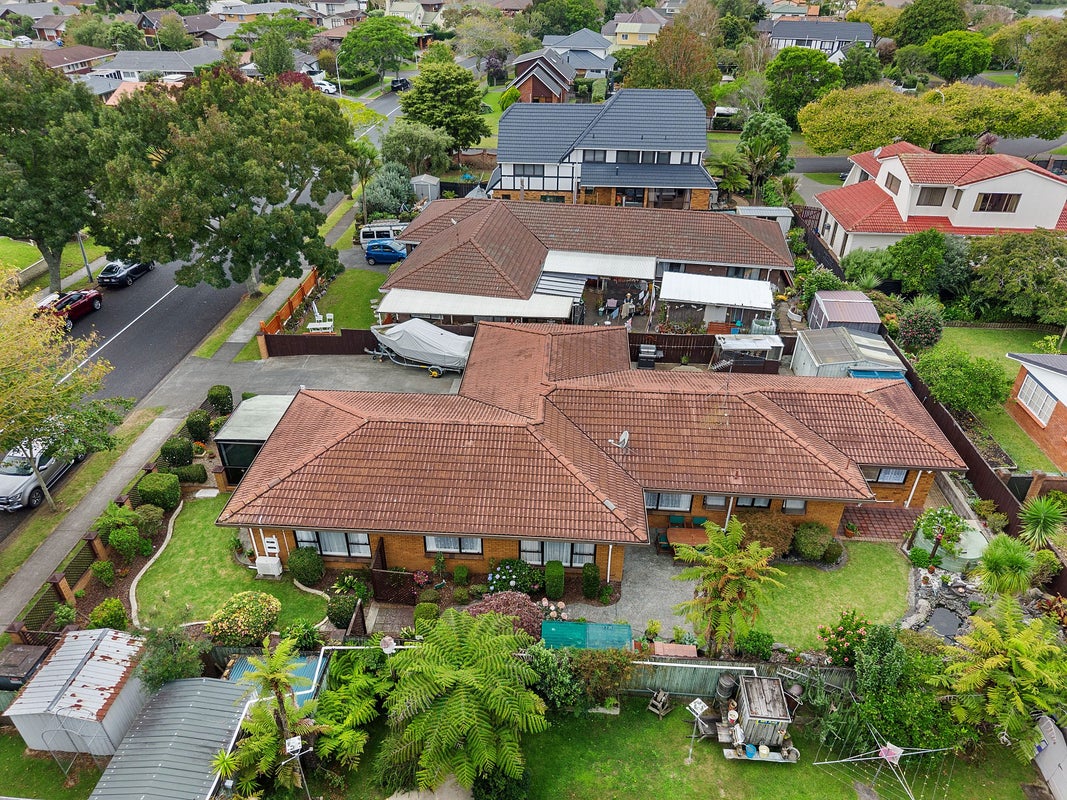 135 Walter Strevens Drive, Conifer Grove, Takanini - Carousel 2
