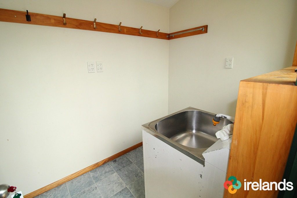 19 York Street, Waltham, Christchurch - Carousel 12