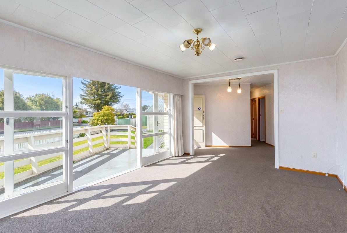 8 Daniell Street, Solway, Masterton - Carousel 2