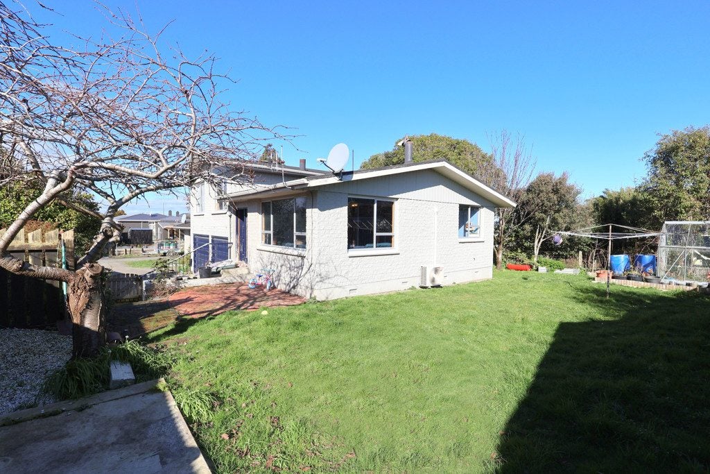 247 Pomona Street, Strathern, Invercargill, Southland - Carousel 24