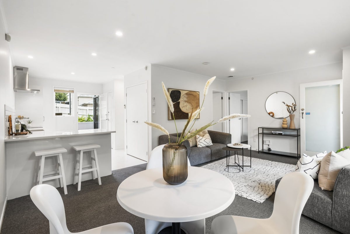 2/3 Grey Street, Onehunga, Auckland - Carousel 1