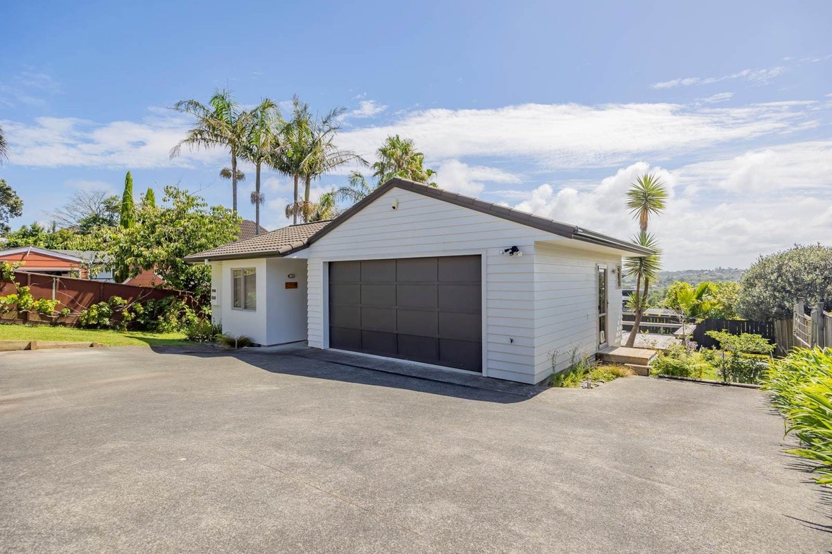 1/270 Forrest Hill Road, Forrest Hill, Auckland - Carousel 1