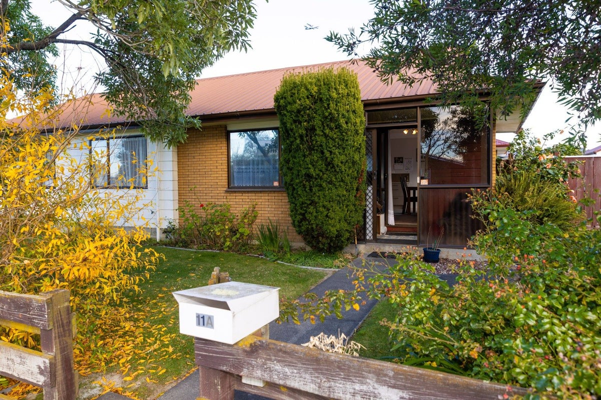 11A Durham Avenue, Tamatea, Napier - Carousel 1