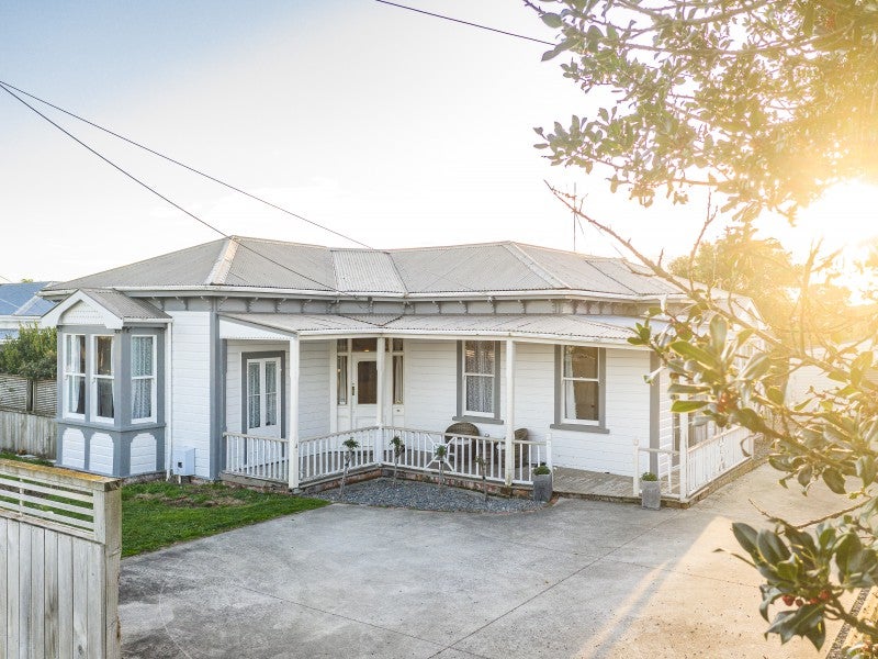 4 Rawhiti Place, Saint Johns Hill, Whanganui - Carousel 1
