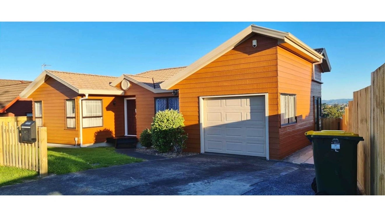 87 Luckens Road, West Harbour, Auckland - Carousel 1