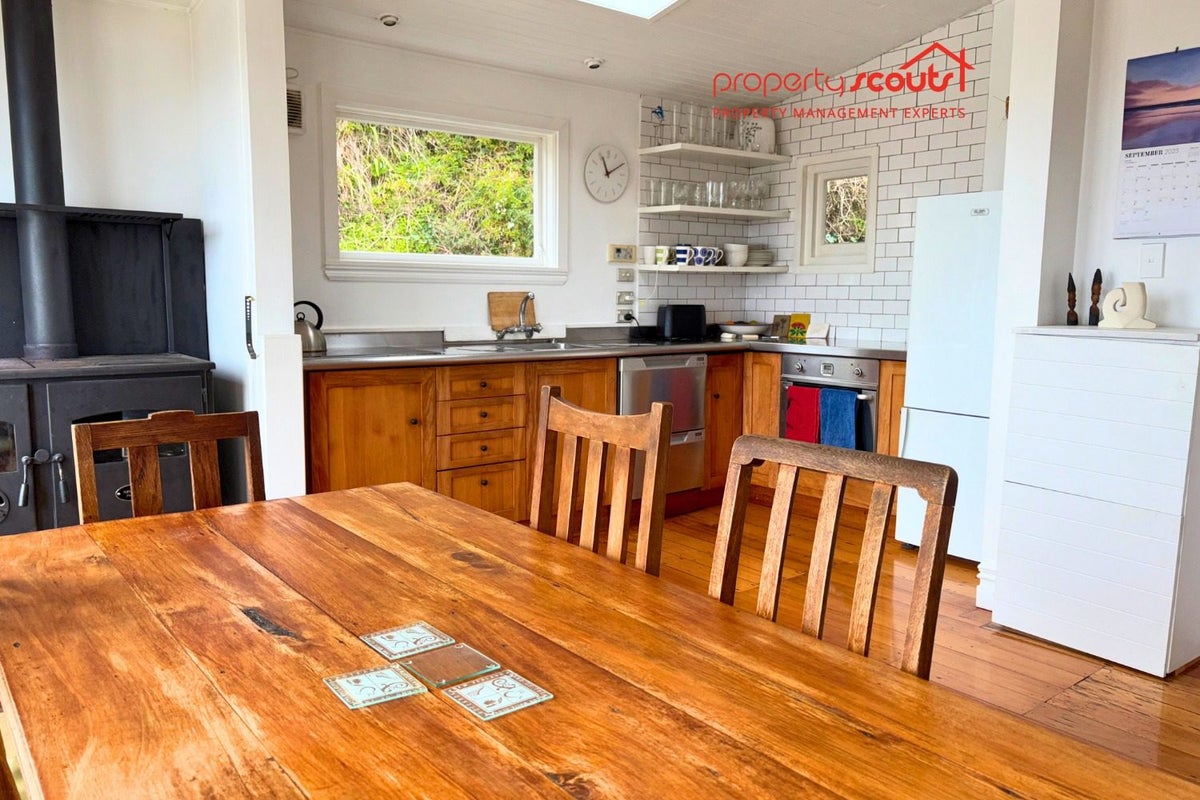 43 Connaught Terrace, Brooklyn, Wellington - Carousel 2