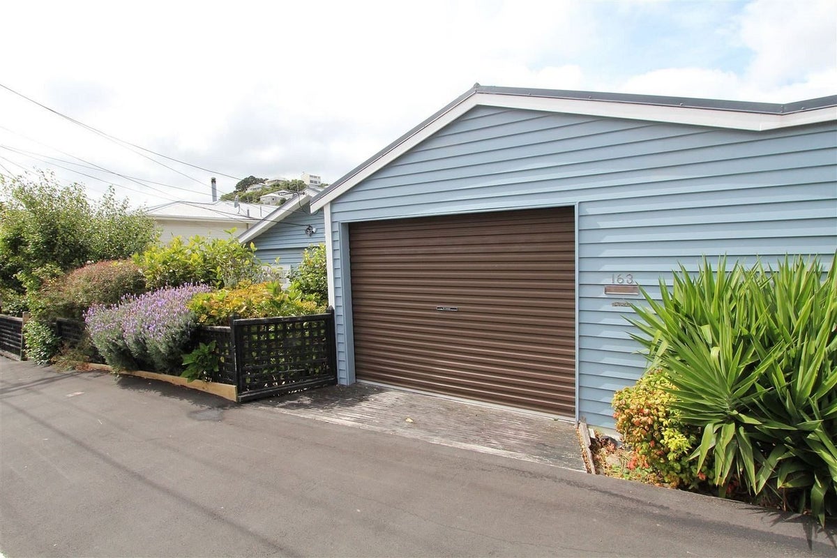 163 Moxham Avenue, Hataitai, Wellington - Carousel 10