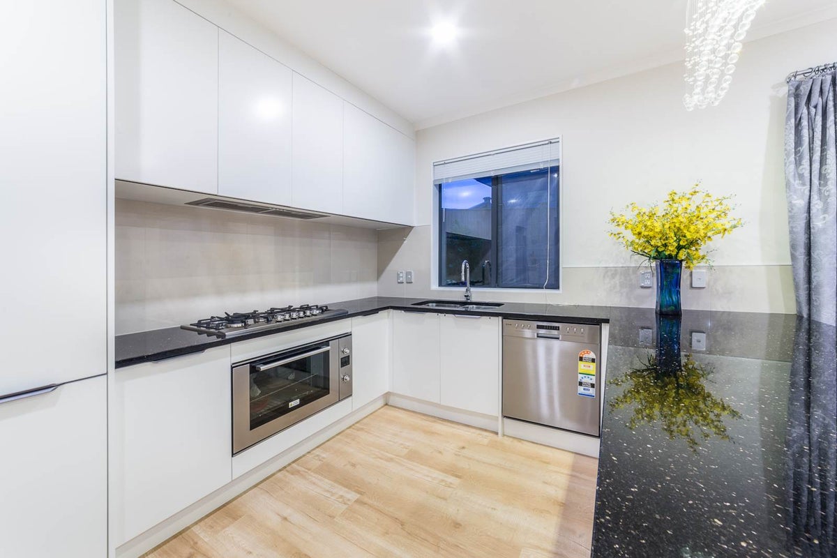 17 Mettam Drive , Swanson, Auckland - Carousel 2