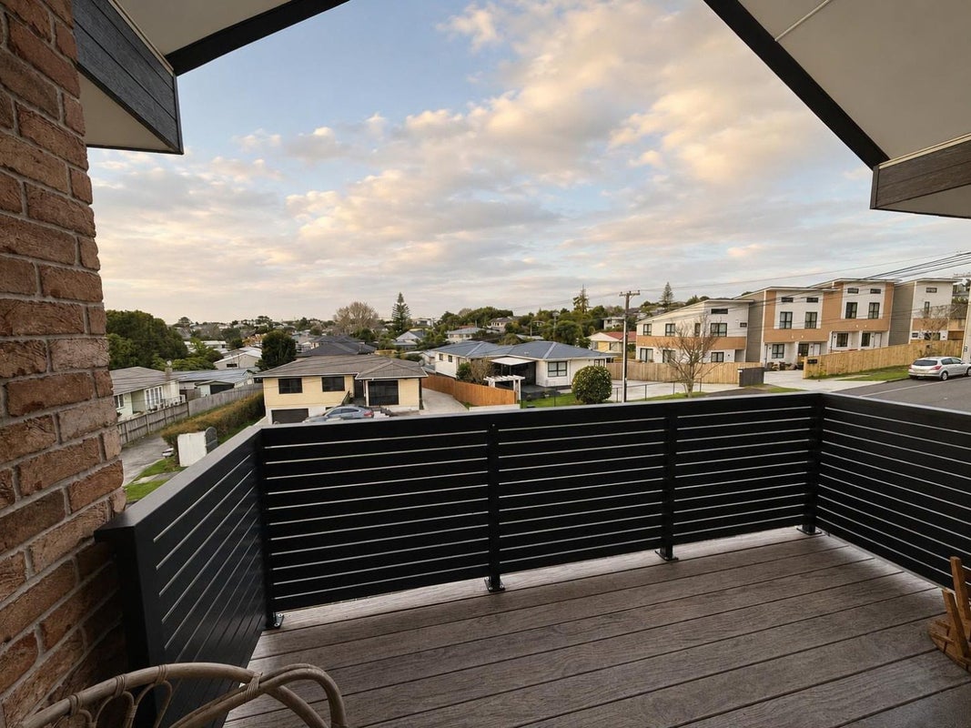 1/137 View Road, Sunnyvale, Auckland - Carousel 7