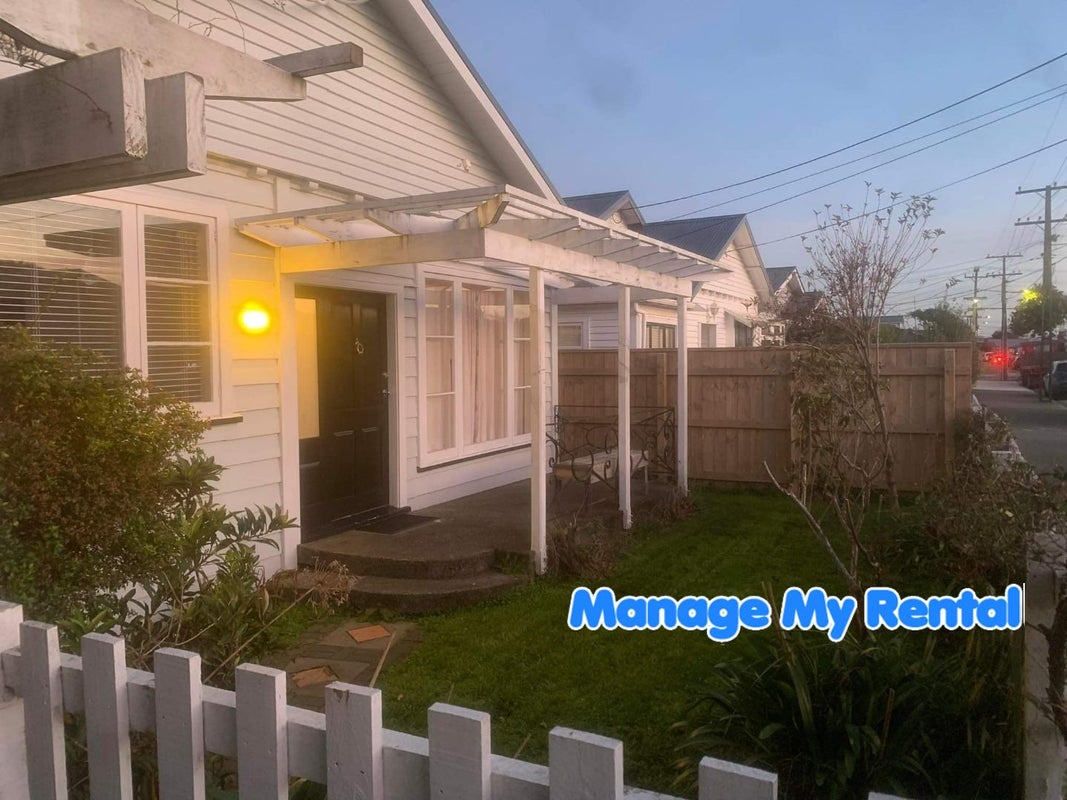 56 Ava Street, Petone, Lower Hutt - Carousel 1