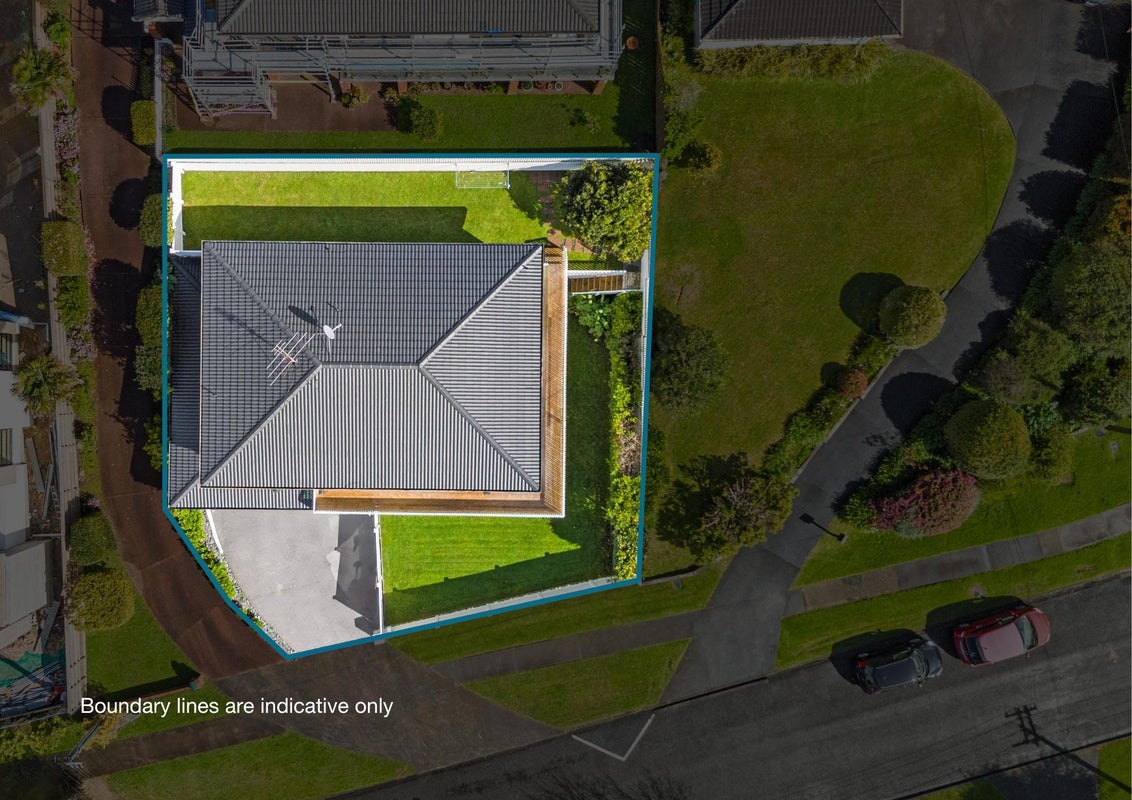 2/33 Parr Terrace, Castor Bay, Auckland - Carousel 21