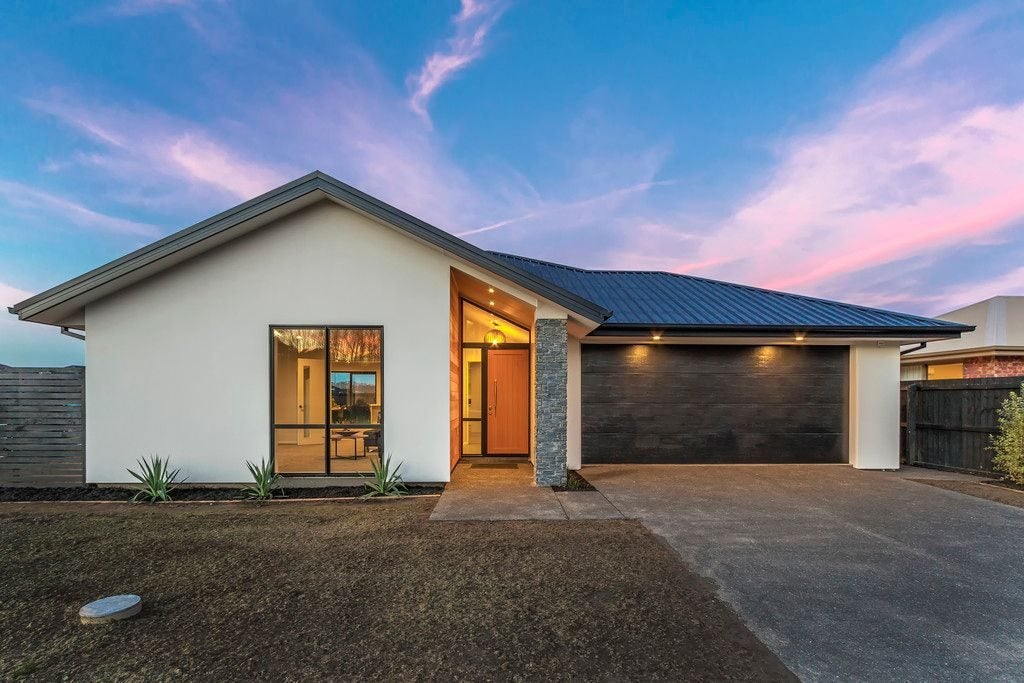 9 Emma Street, Marshland, Christchurch - Carousel 1