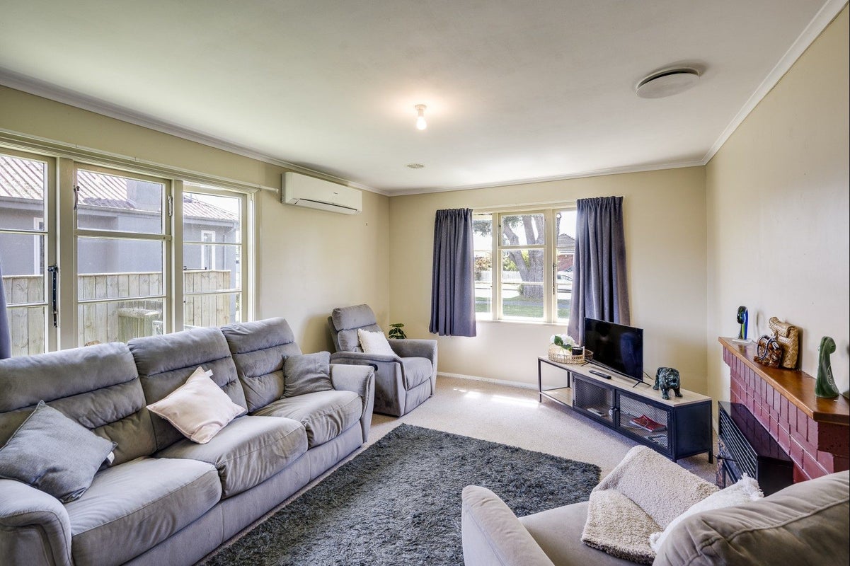 73 Nuffield Avenue, Marewa, Napier - Carousel 2