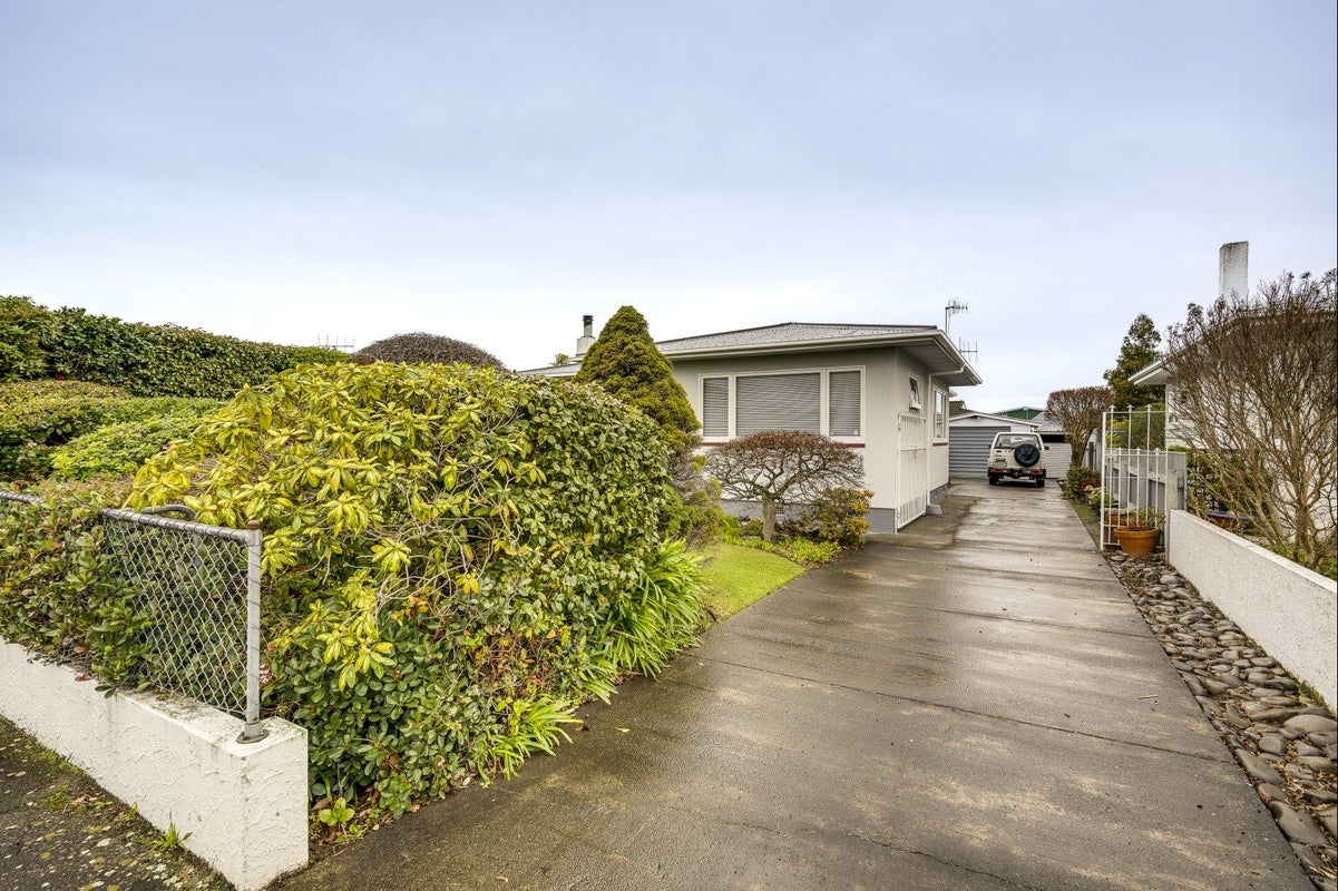 220 Kennedy Road, Onekawa, Napier - Carousel 15