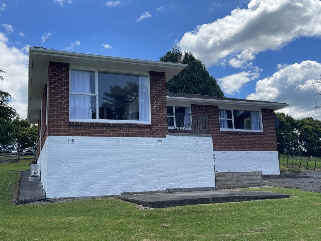 106 Nixon Road, Henderson - Carousel 1