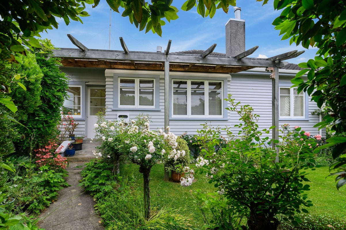 17A Hilton Road, Lynmore, Rotorua - Carousel 1