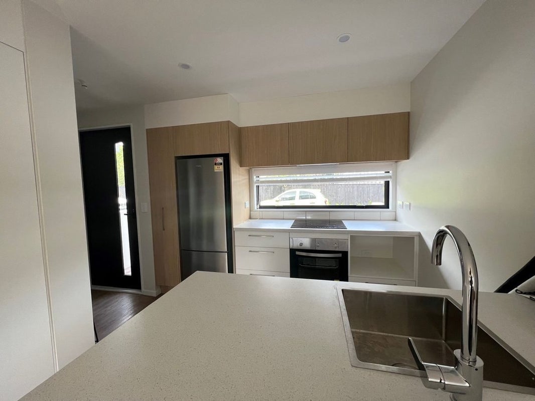 5/48 Glen Road, Stokes Valley, Lower Hutt - Carousel 2