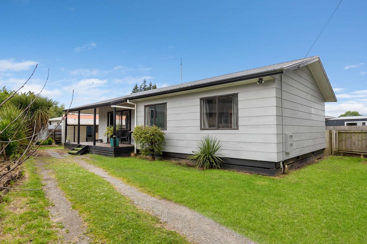51 Fairview Road, Western Heights, Rotorua - Carousel 1