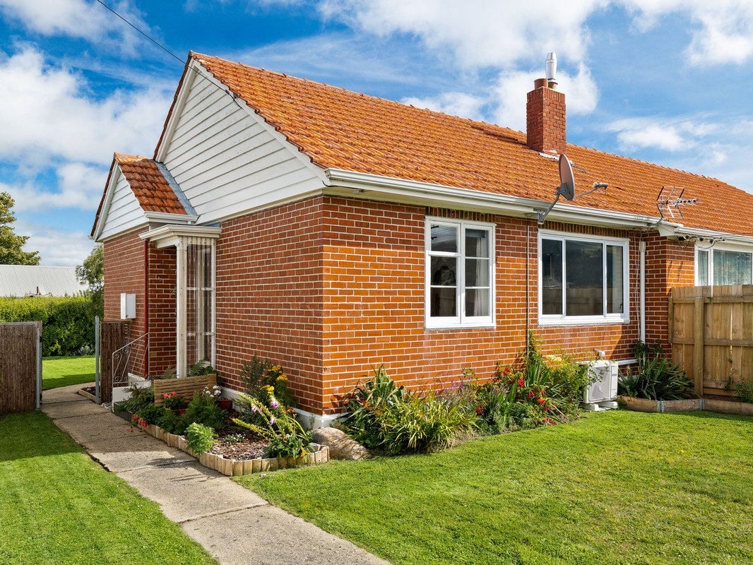 35 Edgar Street, Wakari, Dunedin - Carousel 1