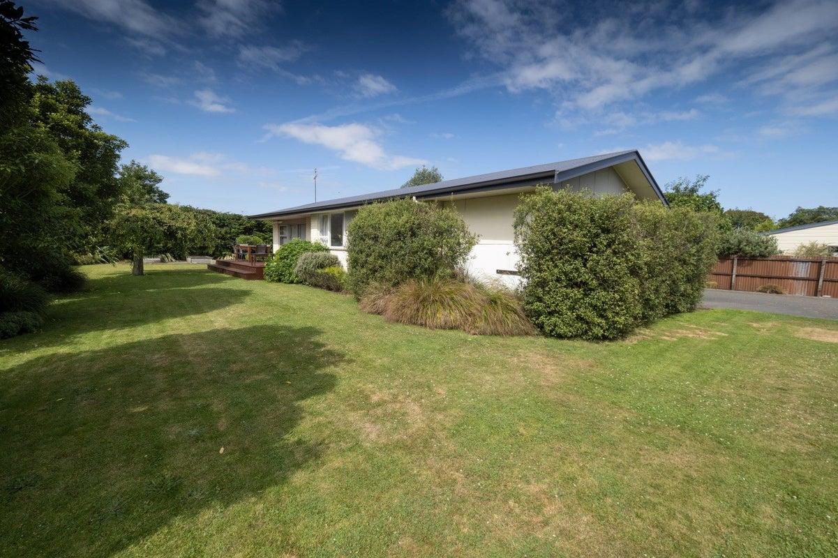 37 Suffolk Street, Hampstead, Ashburton - Carousel 24