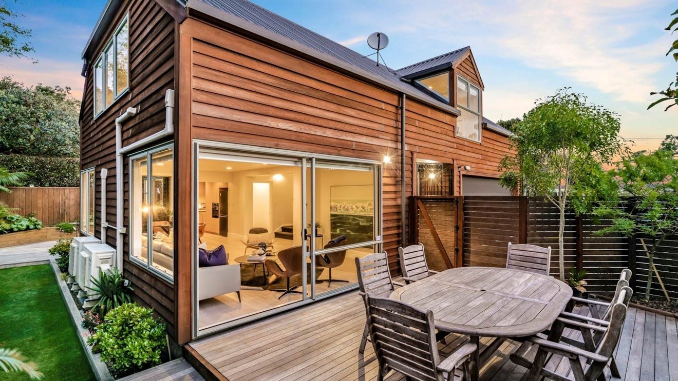 96A Riddell Road, Glendowie, Auckland - Carousel 1