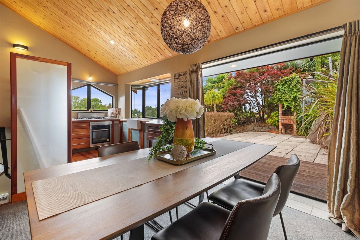 70 Little John Drive, Bellevue, Tauranga - Carousel 2