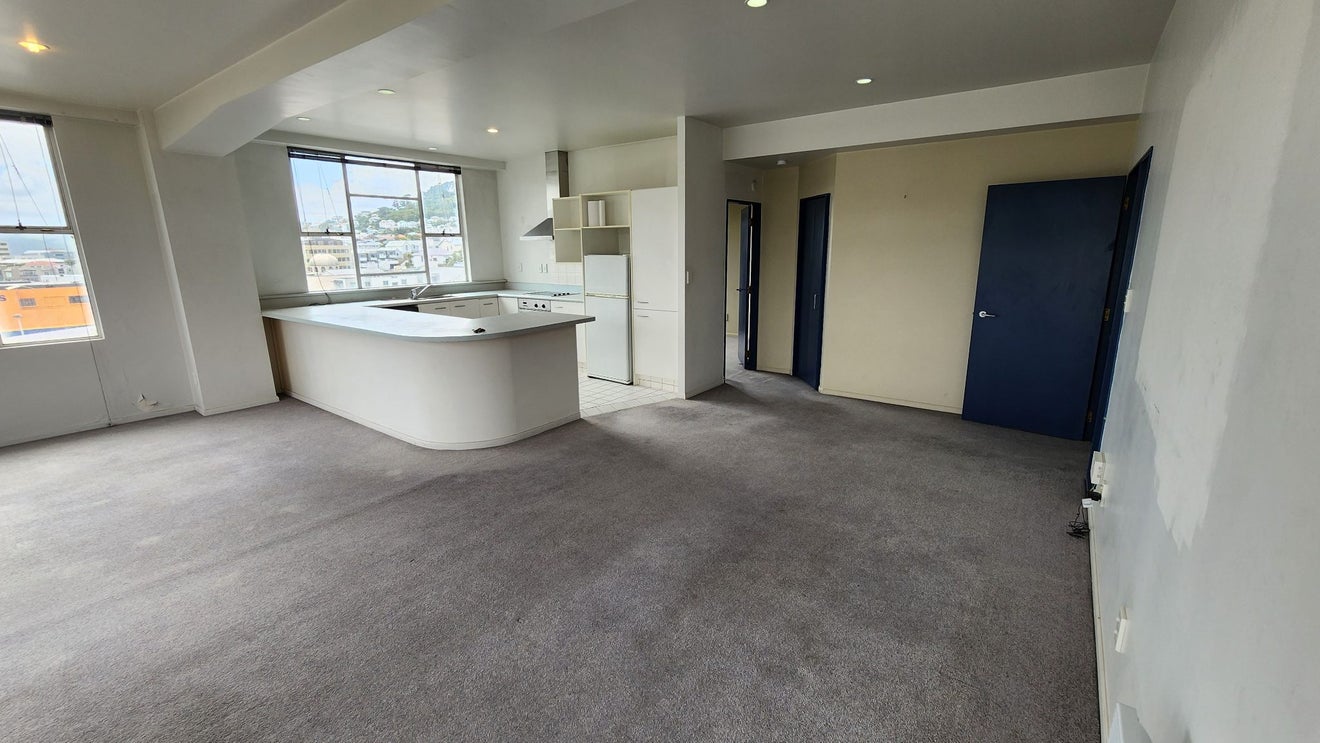 11/80 Kent Terrace, Mount Victoria, Wellington - Carousel 2